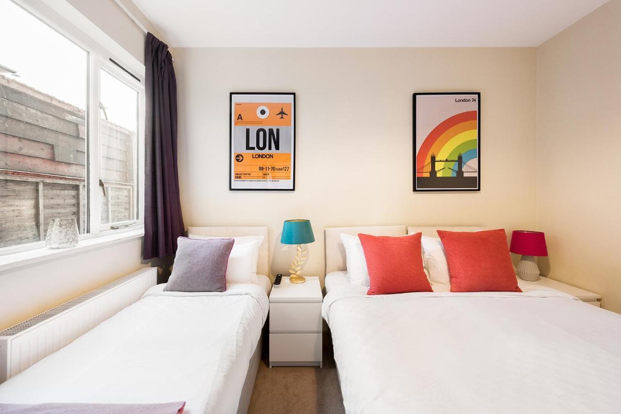 Heart Of Ealing Apartment With Garden 런던 외부 사진